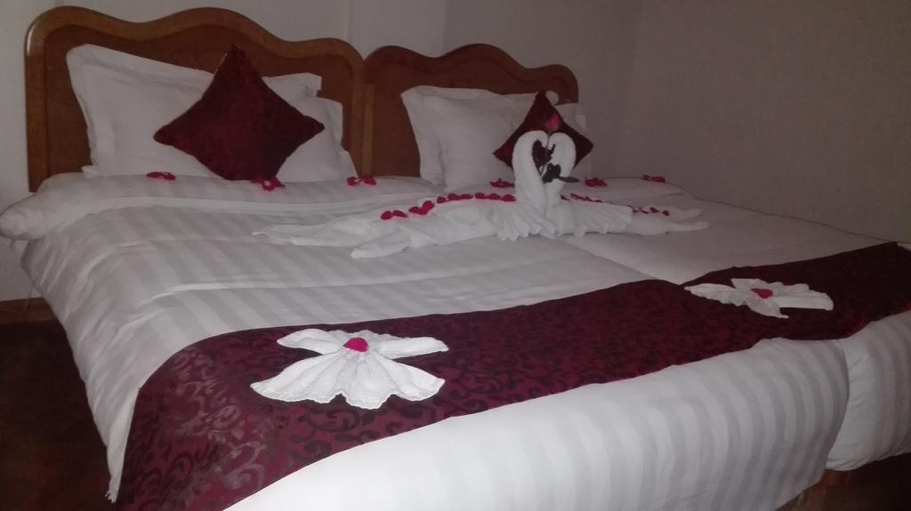 Hotel Dingar Mandalay Exterior foto
