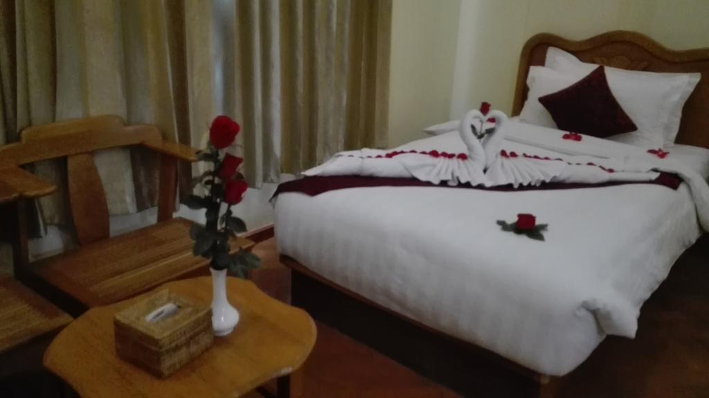 Hotel Dingar Mandalay Exterior foto